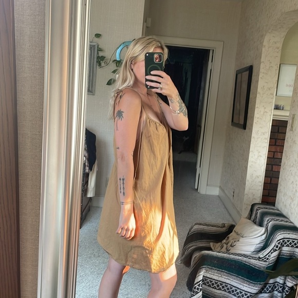 H&M Tan Cotton Mini Dress W/ Spaghetti Straps and Relaxed Fit - Picture 5 of 11